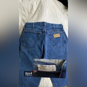Wrangler, 32x34, blue jeans